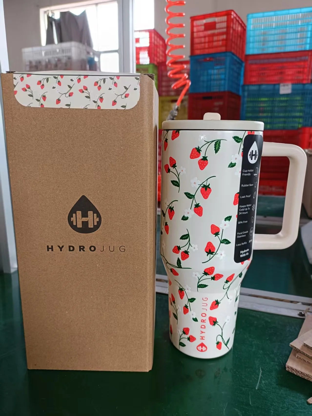 HydroJug Traveler: 24-Hour Insulated Adventure Mug
